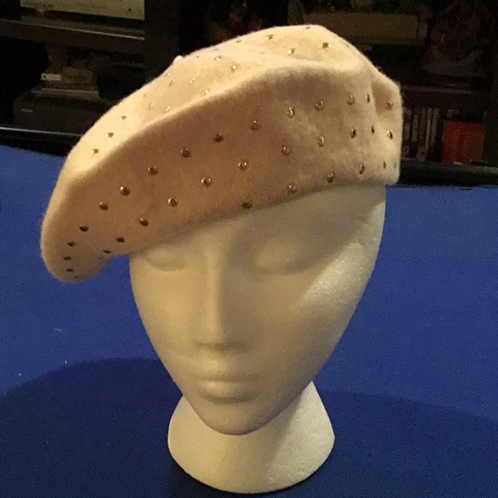 Ladies hat - off white tam